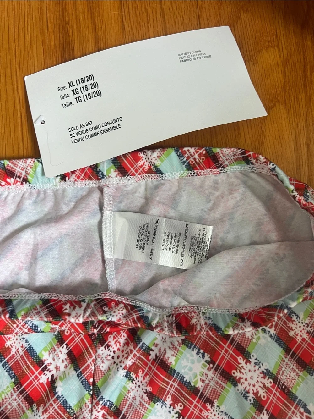 NEW American Girl XL (18/20) Holiday Dreams retired Snowflake Pajama Set